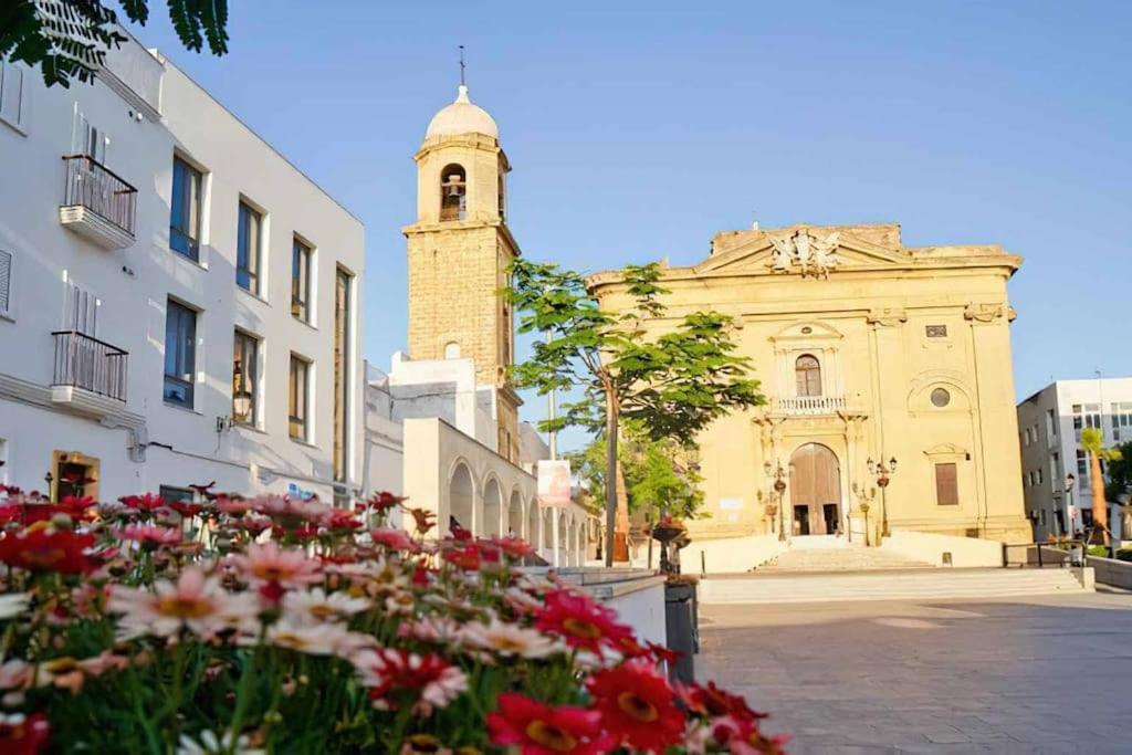 奇克拉纳－德拉弗龙特拉Enjoy The Historic Center Of Chiclana By C. Dreams公寓 外观 照片